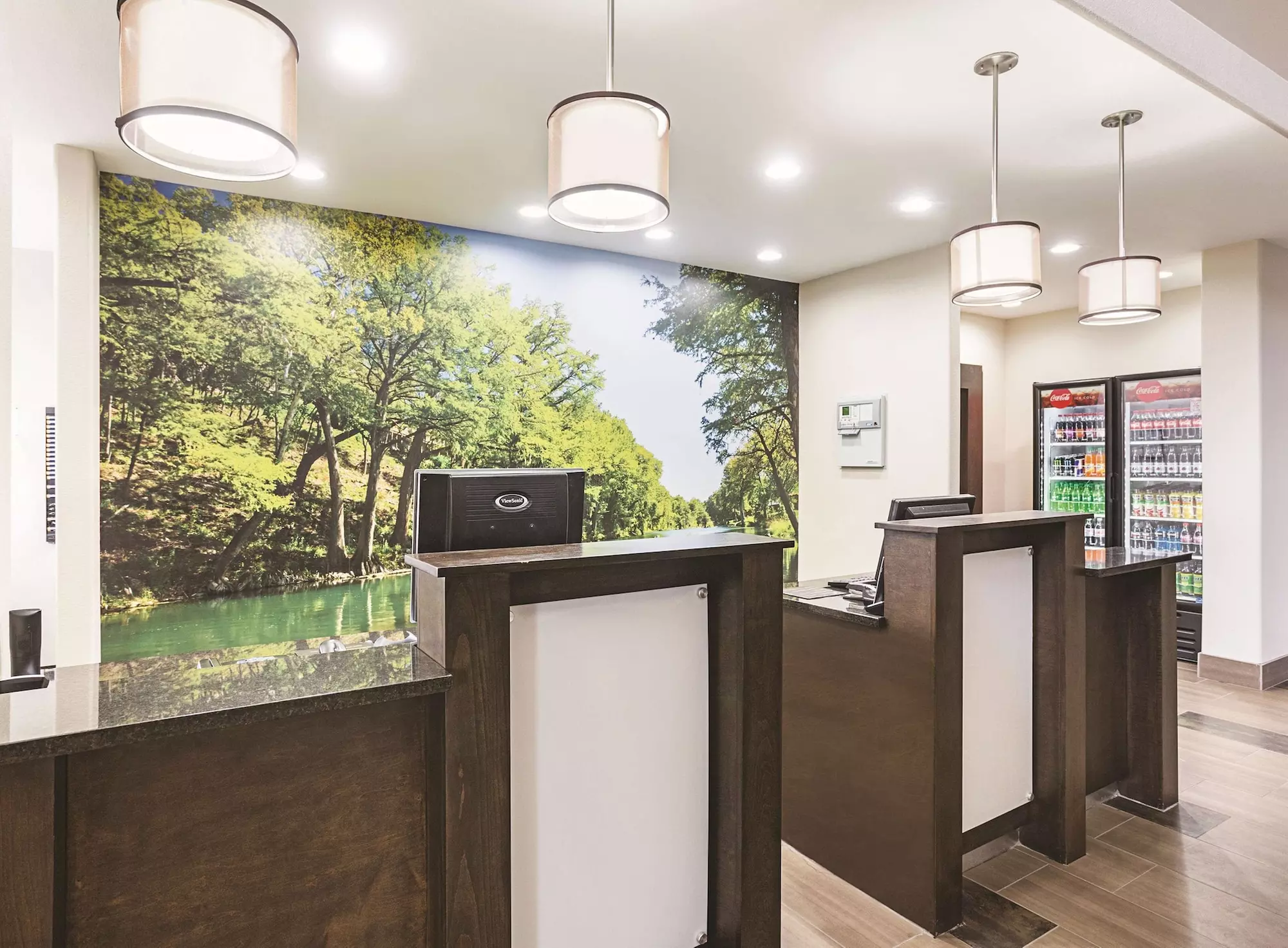 La Quinta Inn & Suites by Wyndham New Braunfels - Primary Image