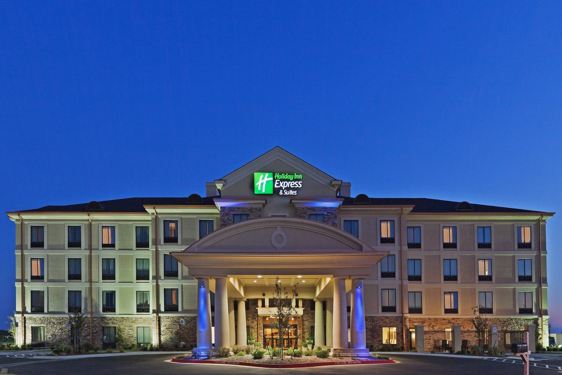 Holiday Inn Express Hotel & Suites POTEAU by IHG
