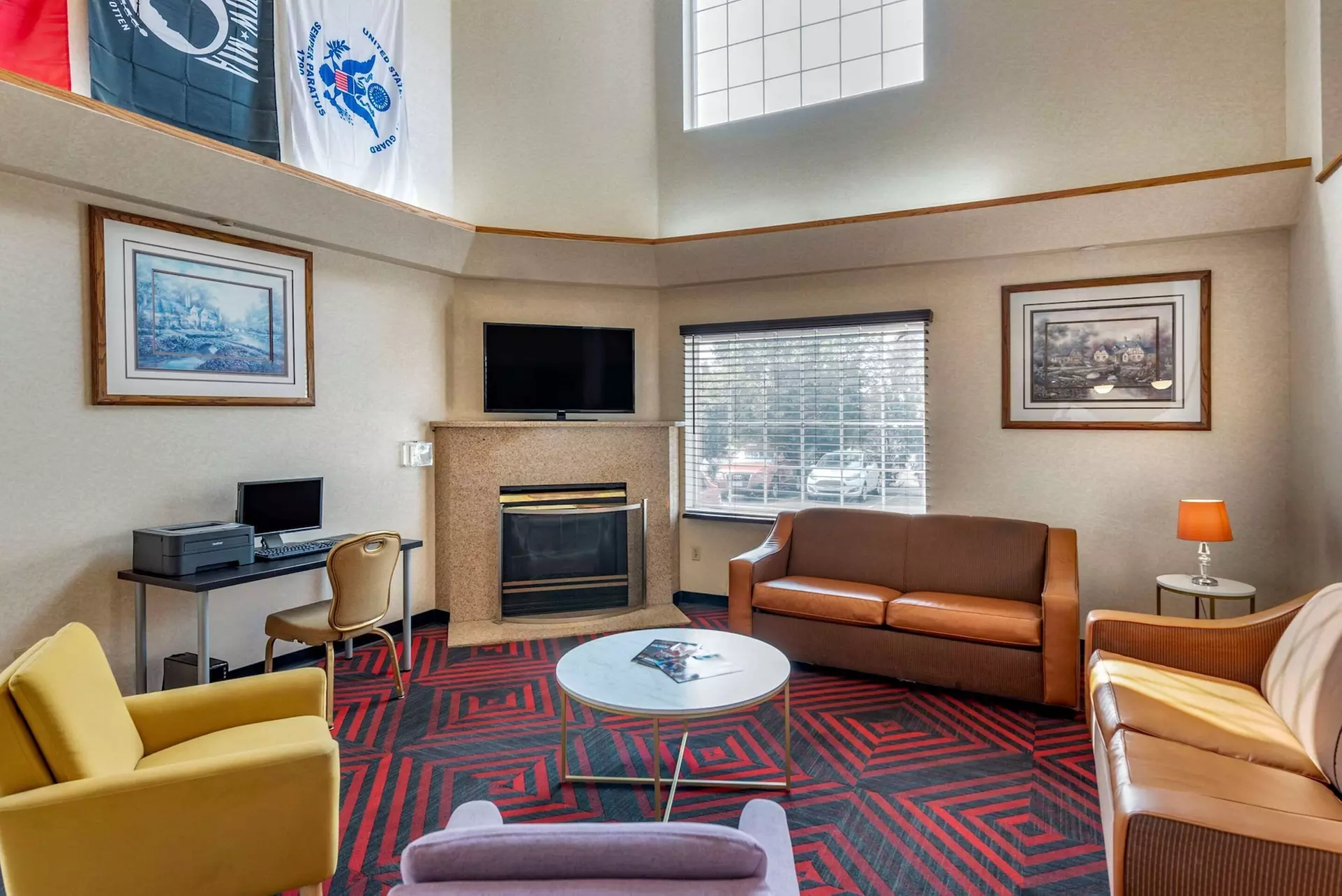 Econo Lodge North Academy - Primary Image