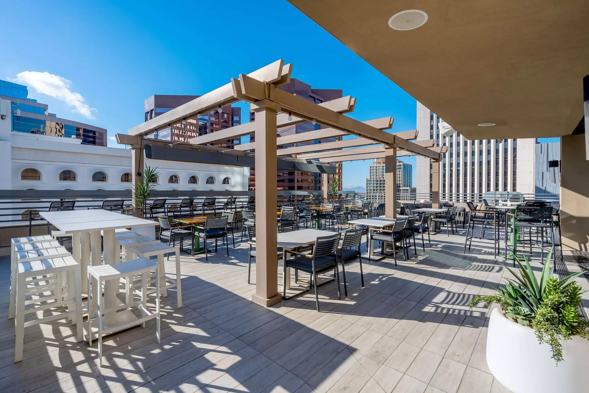 Hilton Garden Inn Phoenix Downtown - Primary Image