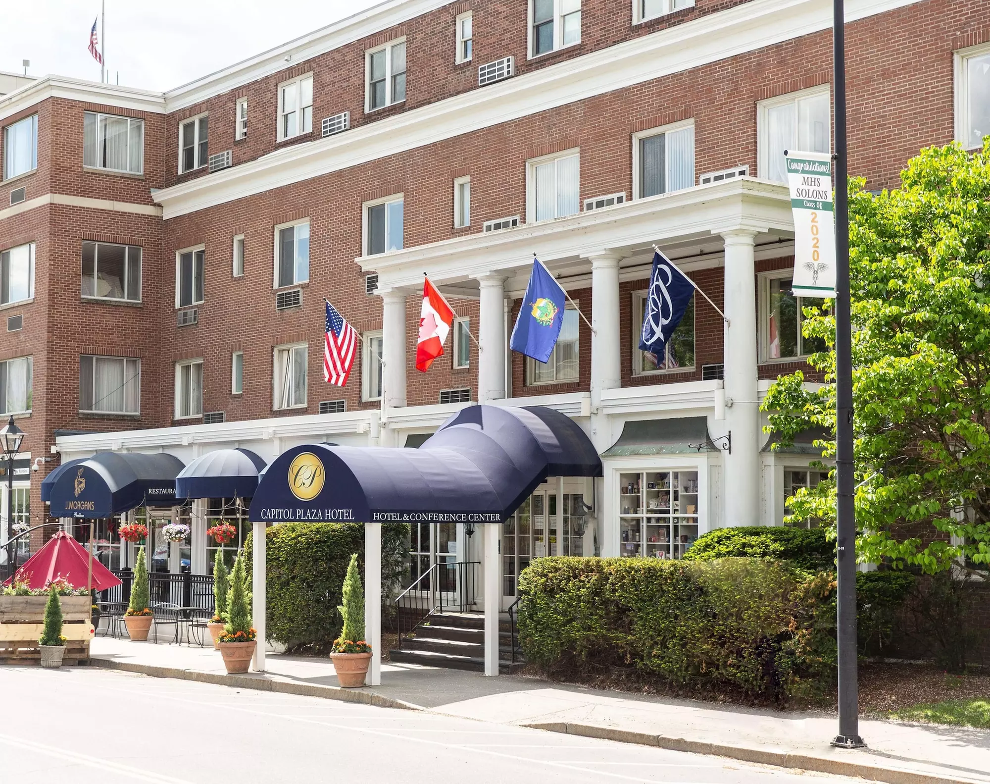 Capitol Plaza Hotel Montpelier Tapestry Collection by Hilton - Primary Image