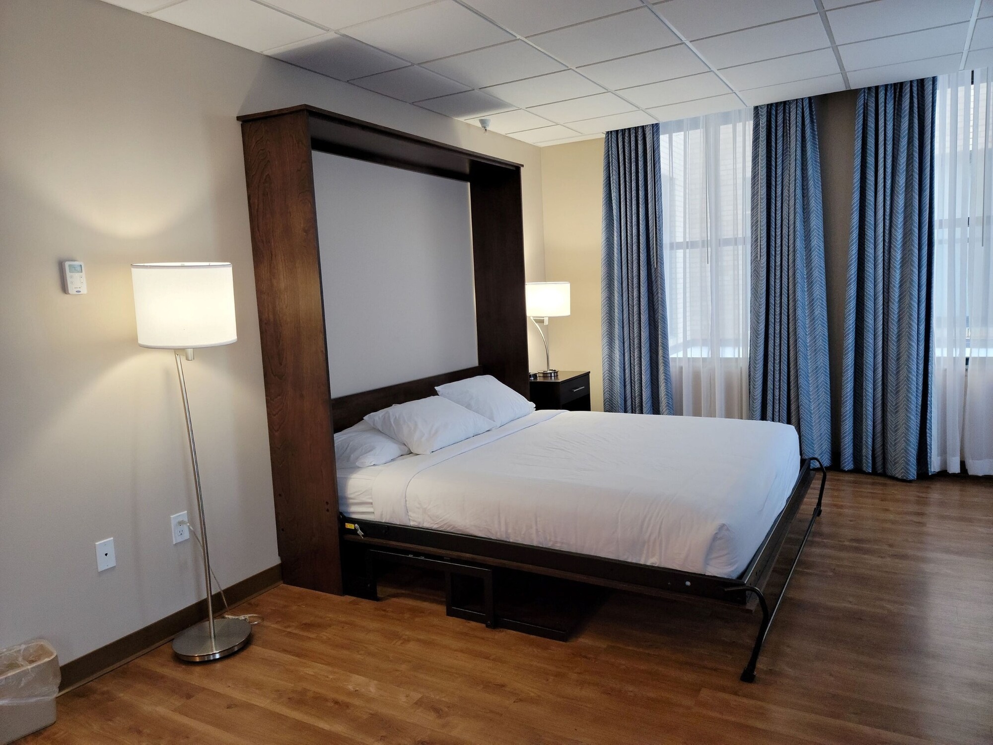 Ariel Broadway Hotel