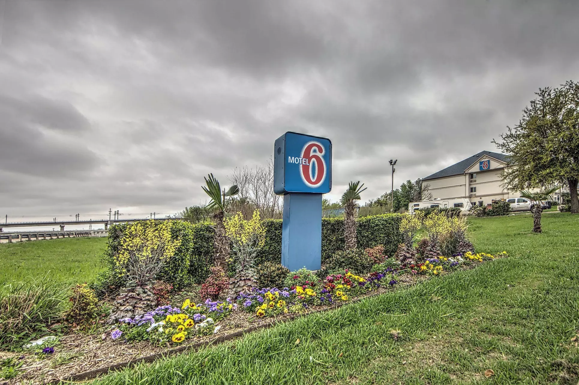 Motel 6 Dallas, TX - Northwest - Primary Image