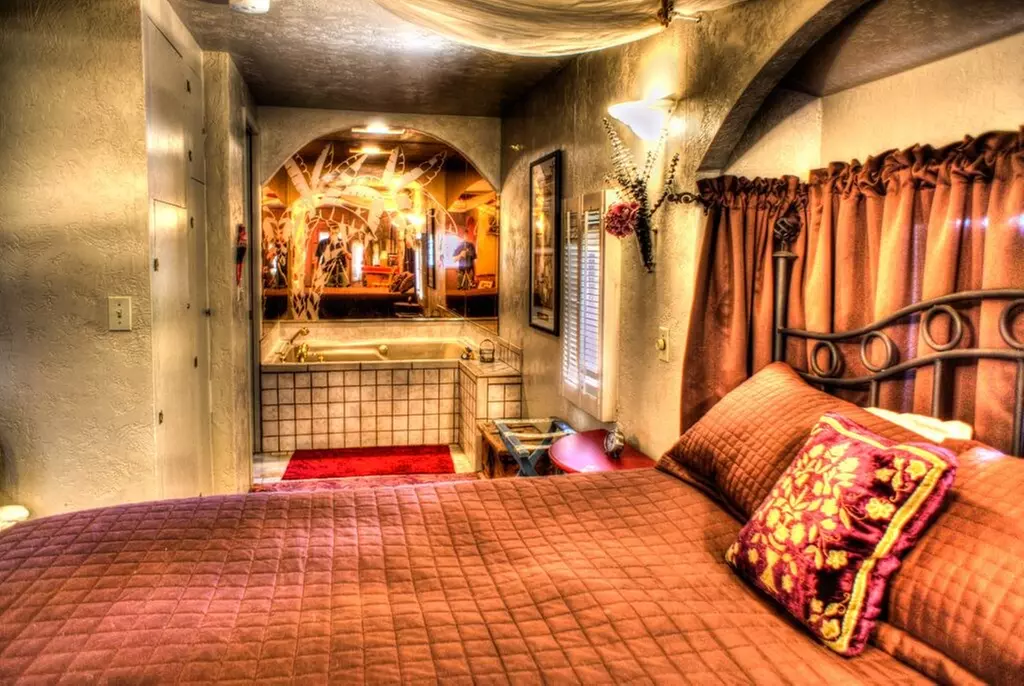 Featherbed Railroad B&B Resort - Primary Image