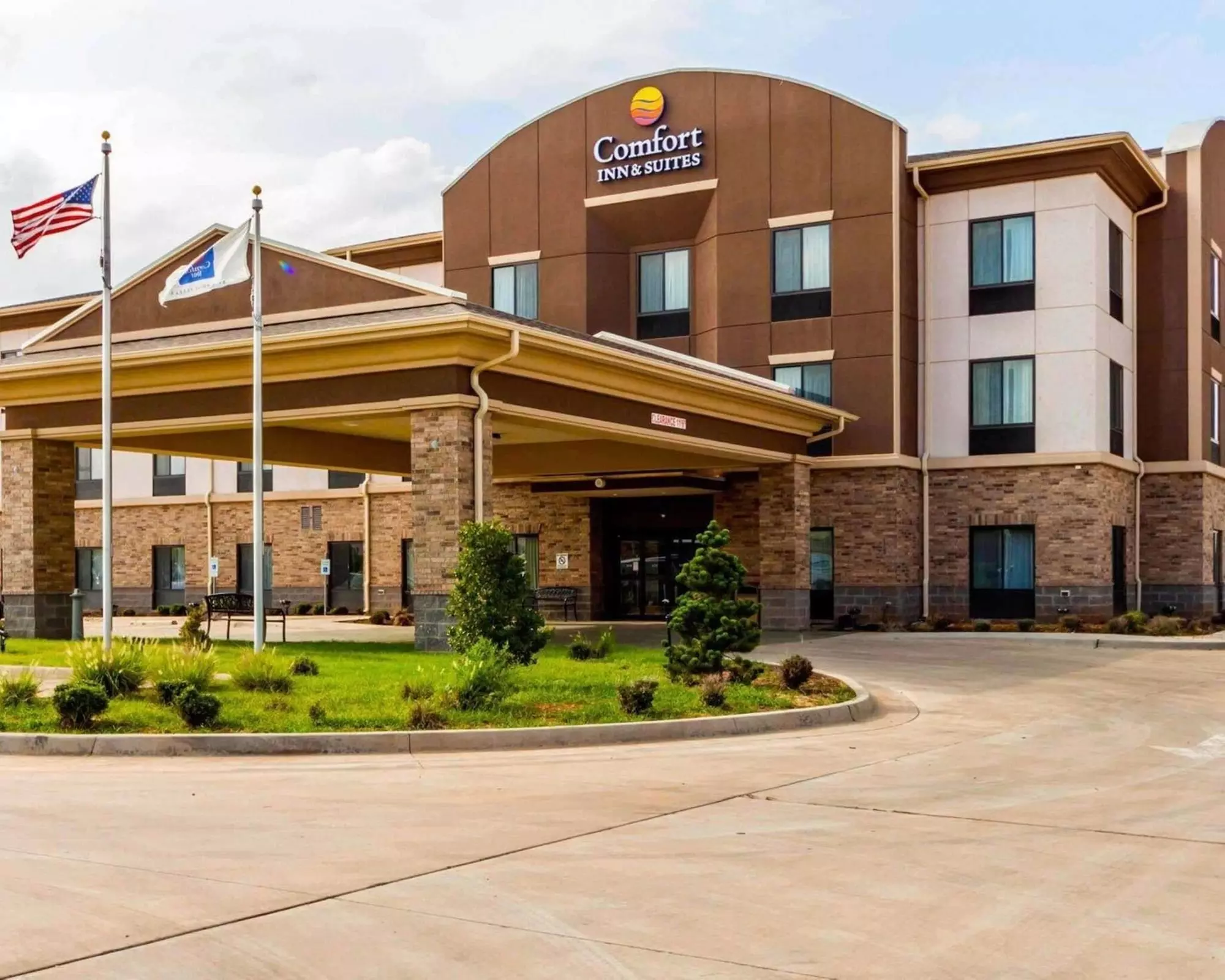 Comfort Inn & Suites - Primary Image