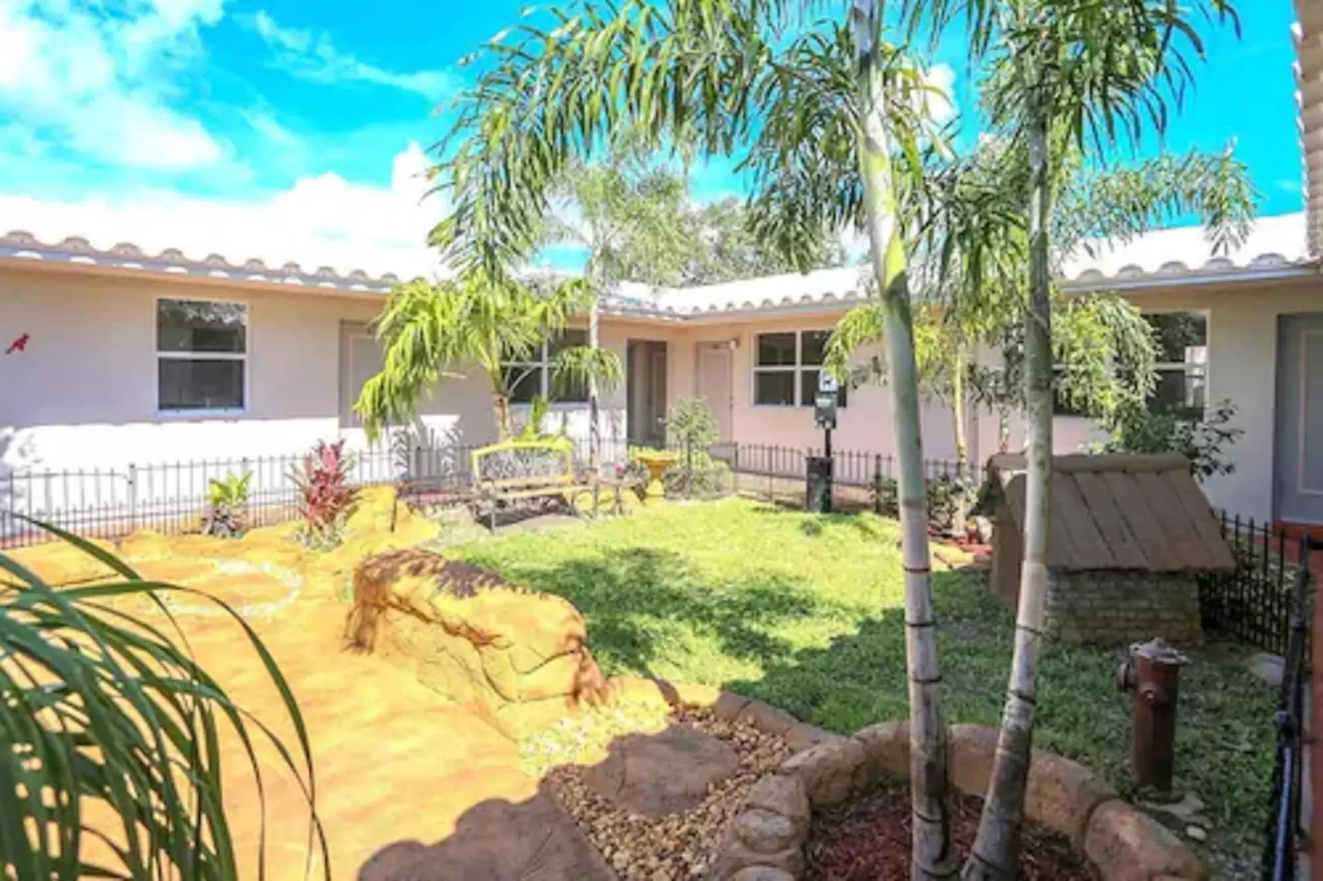 Richard's Pet Friendly Motel - Primary Image