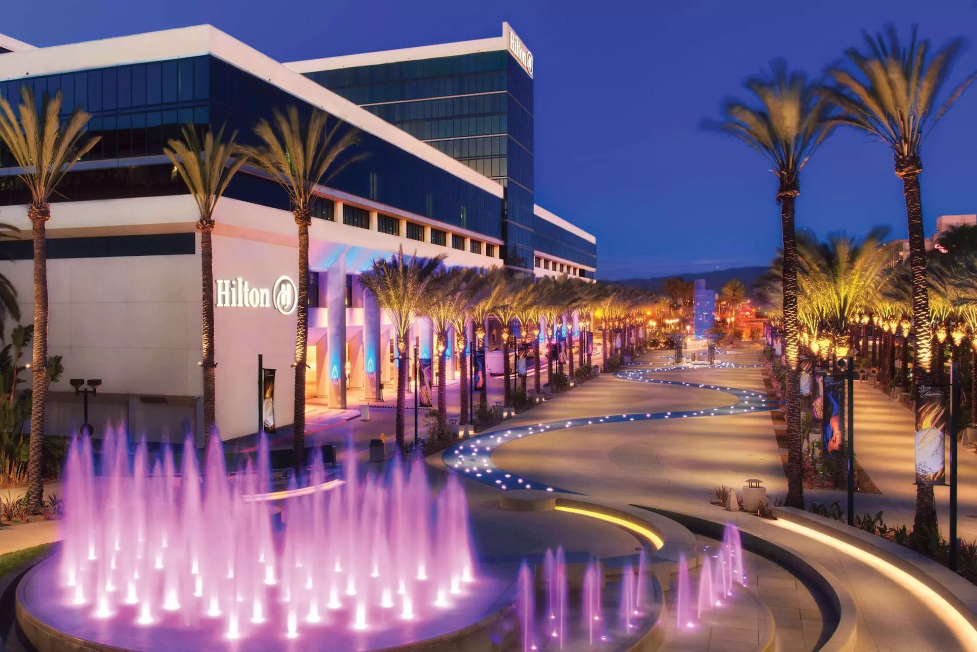 Hilton Anaheim - Primary Image