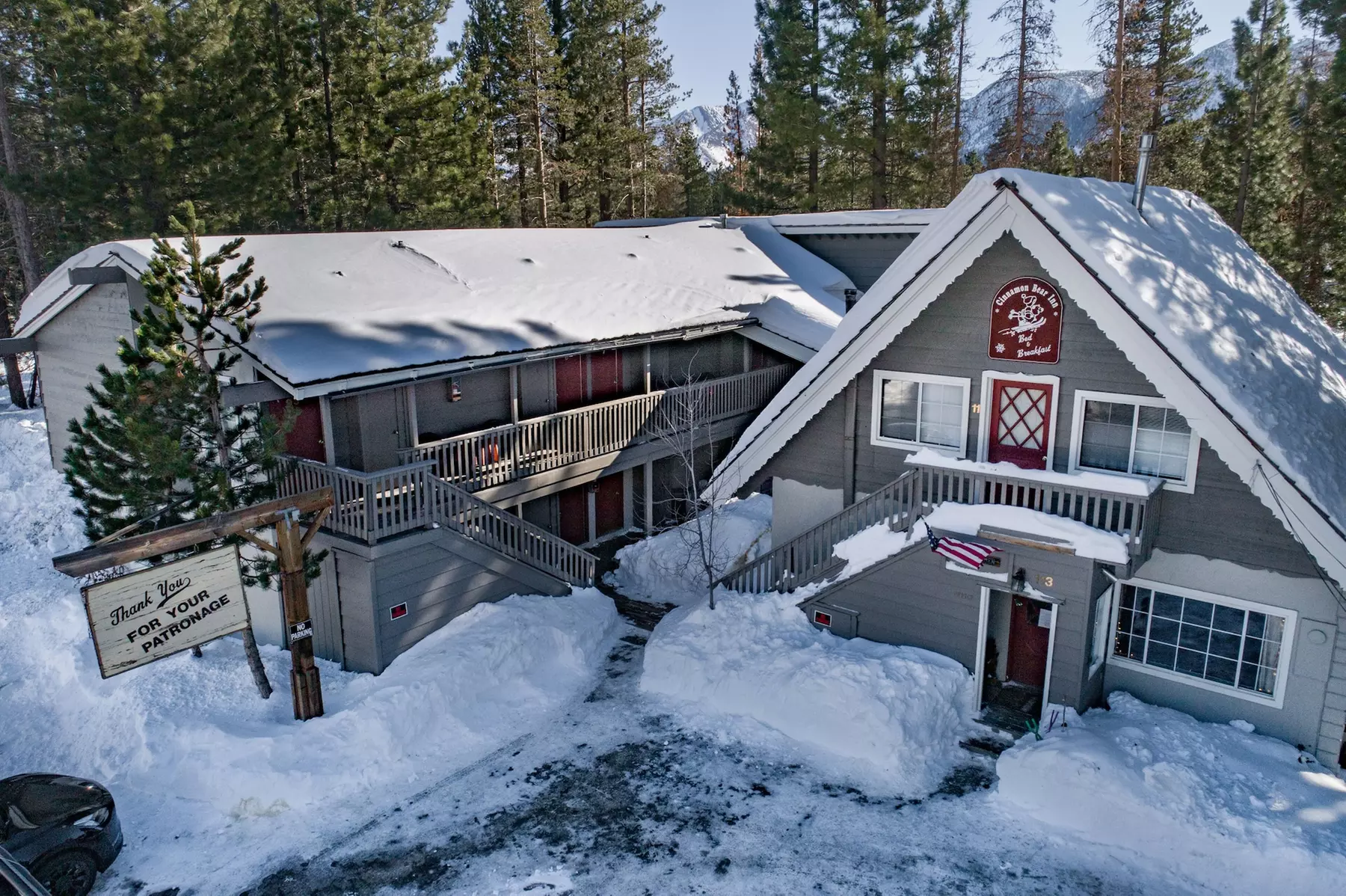 Cinnamon Bear Inn - Primary Image