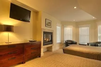 Lotus Guest House - Primary Image