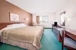Super 8 by Wyndham Richmond - Second Medium
