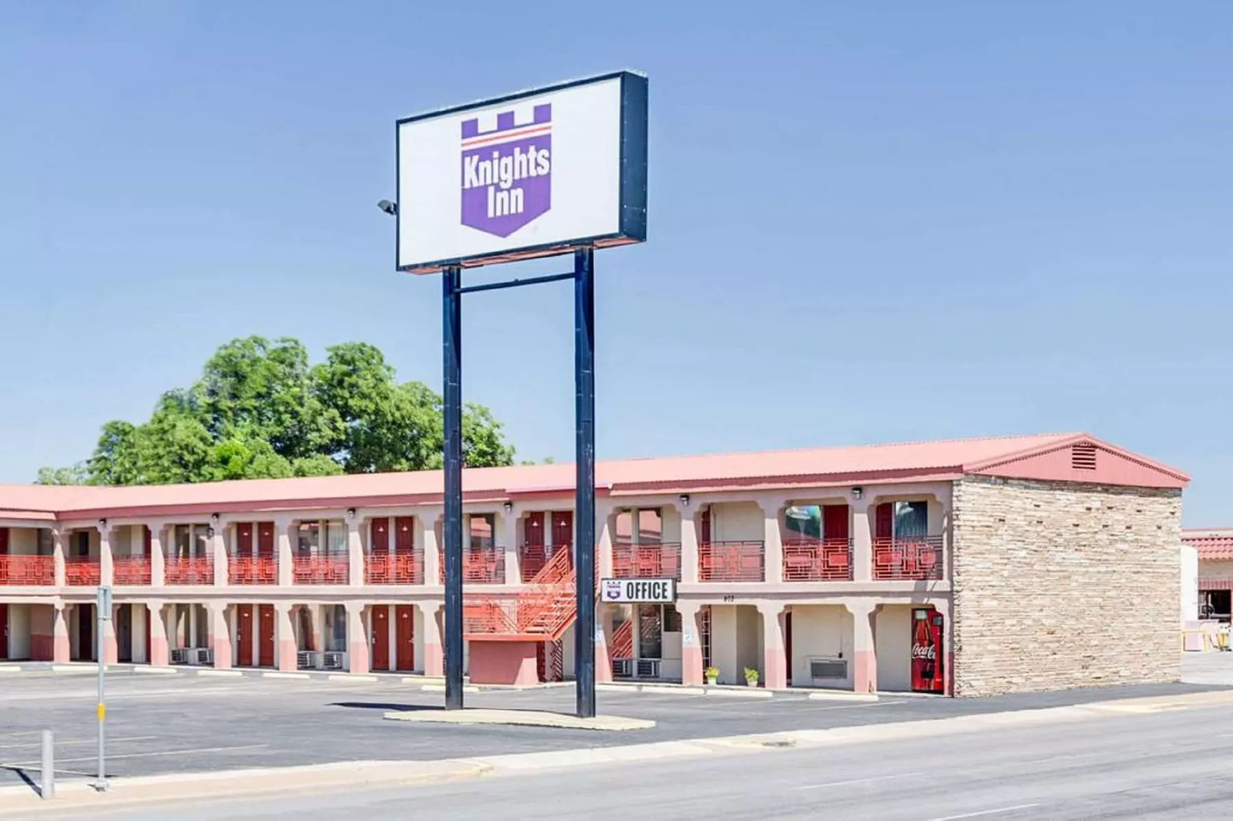 Knights Inn San Angelo - Primary Image