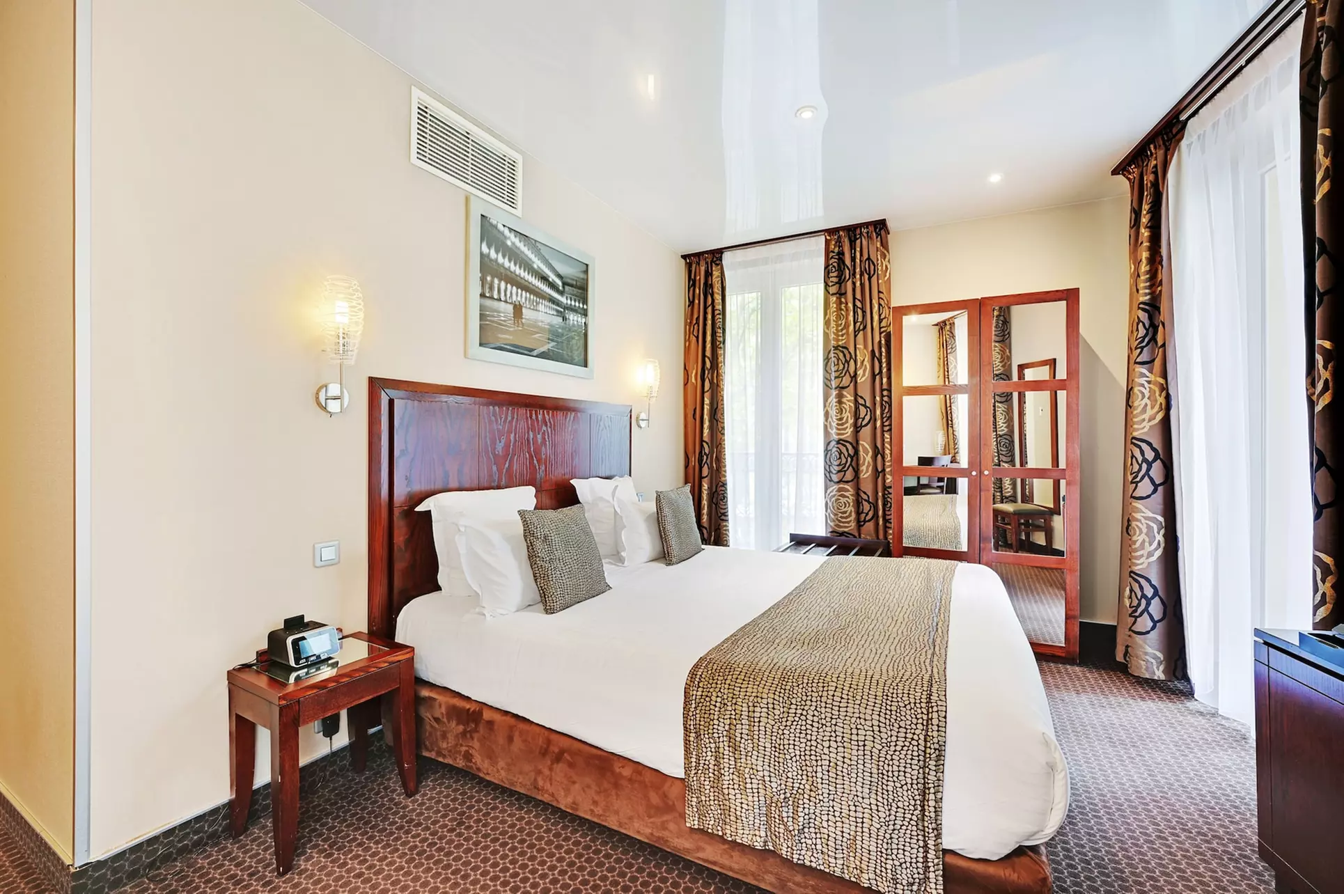 Grand Hotel Francais - Primary Image