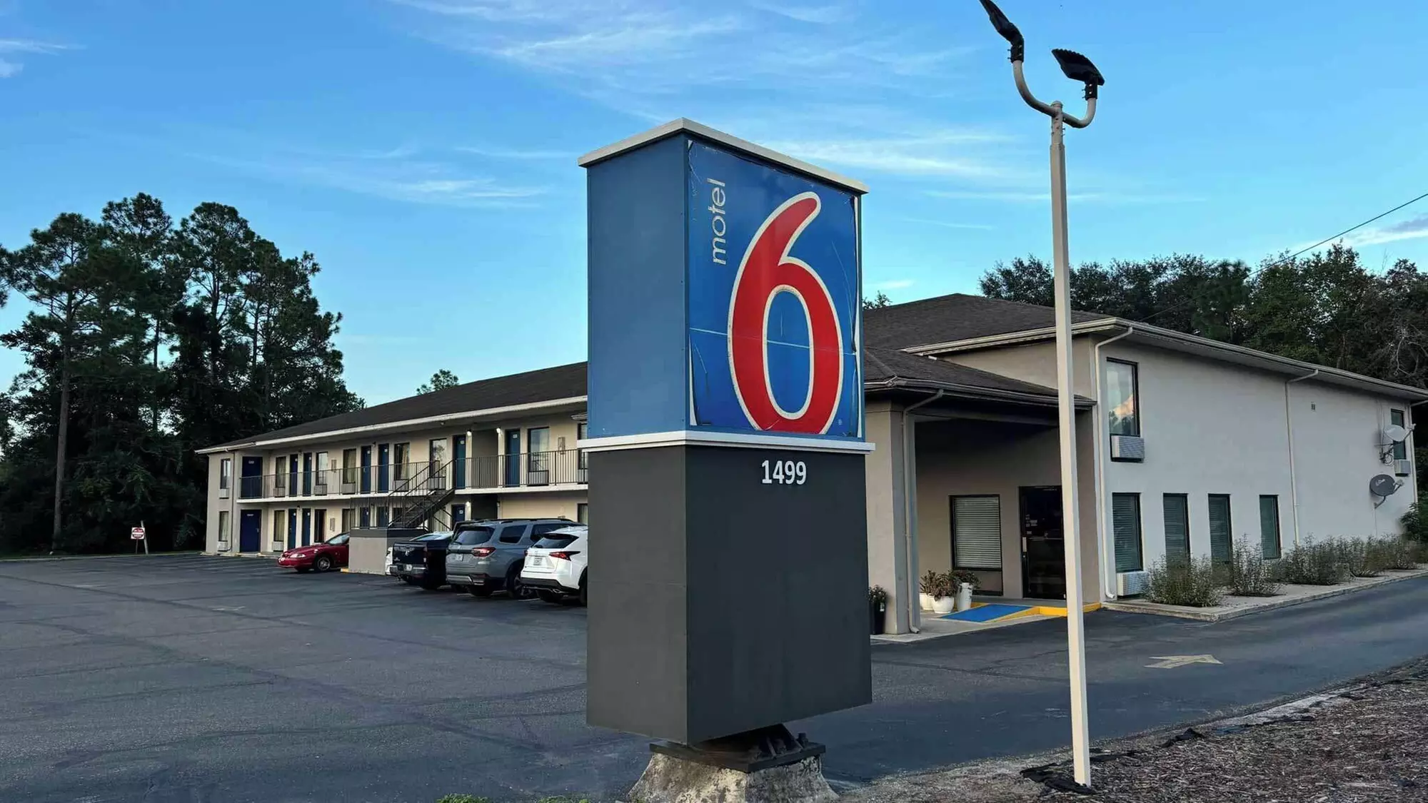 Motel 6 Macclenny, FL - Primary Image