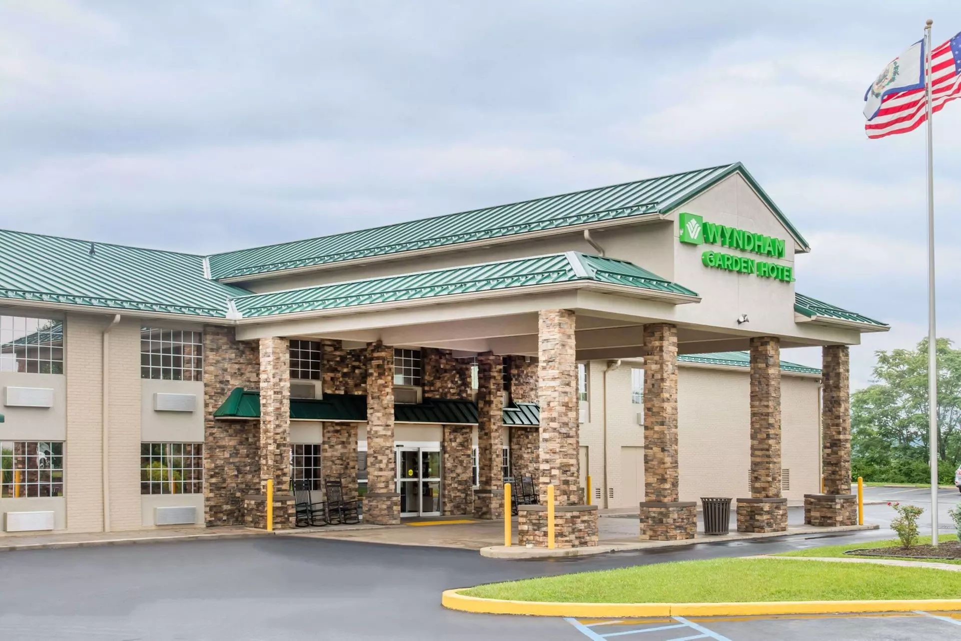 Wyndham Garden Cross Lanes Charleston - Primary Image