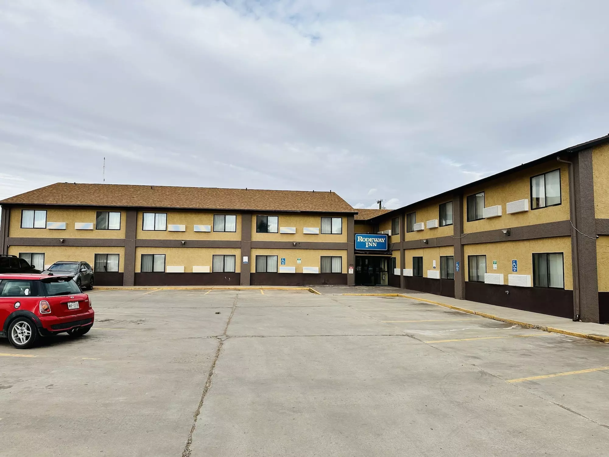 Rodeway Inn Winslow I-40 - Primary Image