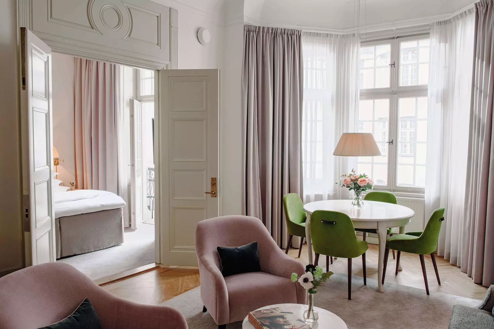 Hotel Diplomat - Primary Image