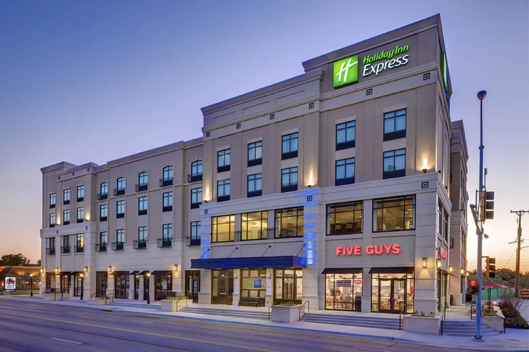 Holiday Inn Express & Suites Kansas City KU Medical Center by IHG - Primary Image