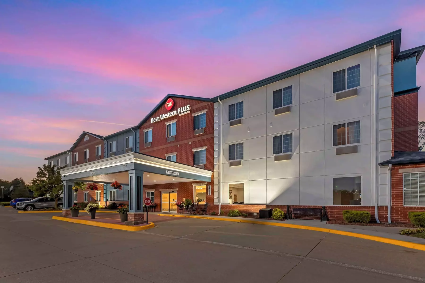 Best Western Plus Des Moines West Inn & Suites - Primary Image