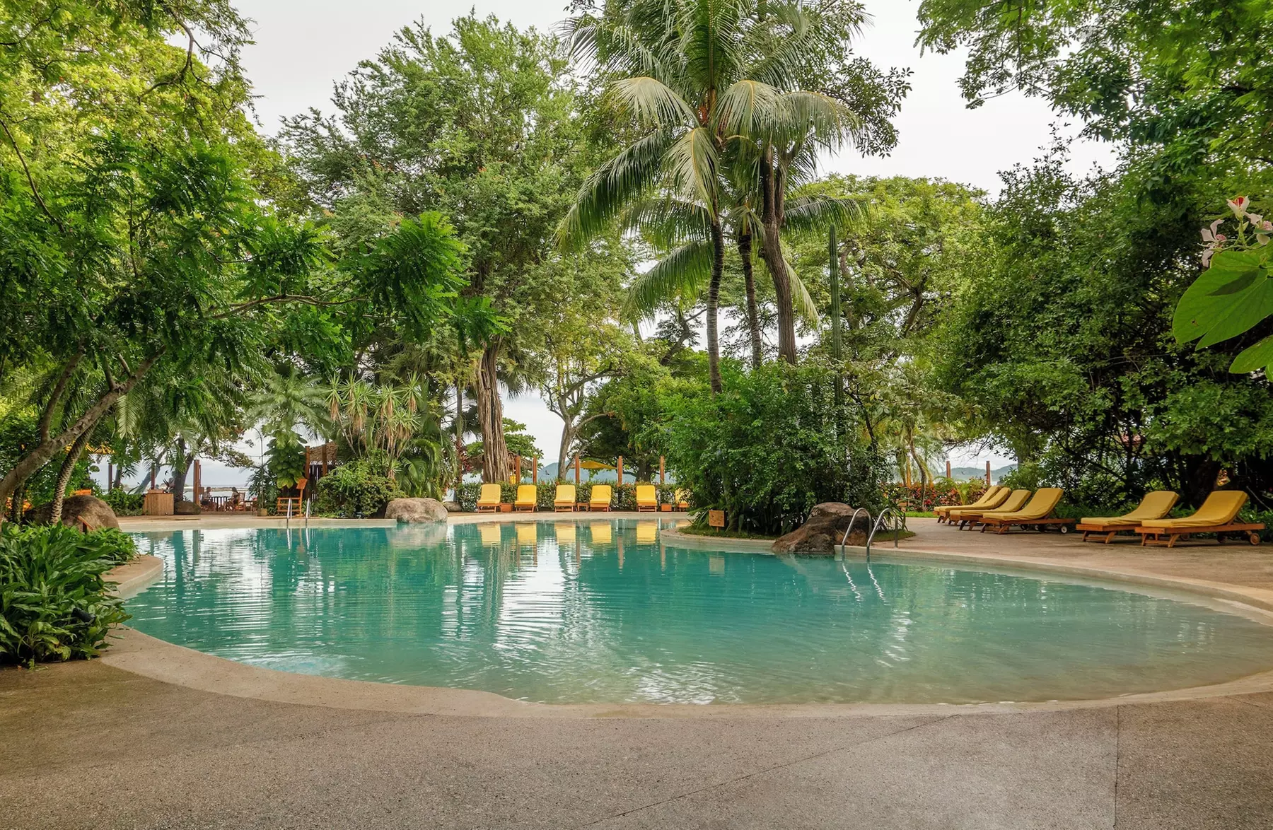 Capitán Suizo Beachfront Boutique Hotel - Primary Image