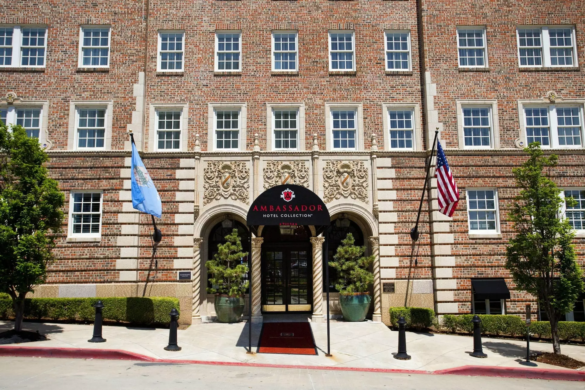 Ambassador Hotel Tulsa, Autograph Collection - Primary Image