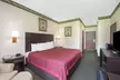 Days Inn by Wyndham Sullivan - Second Medium
