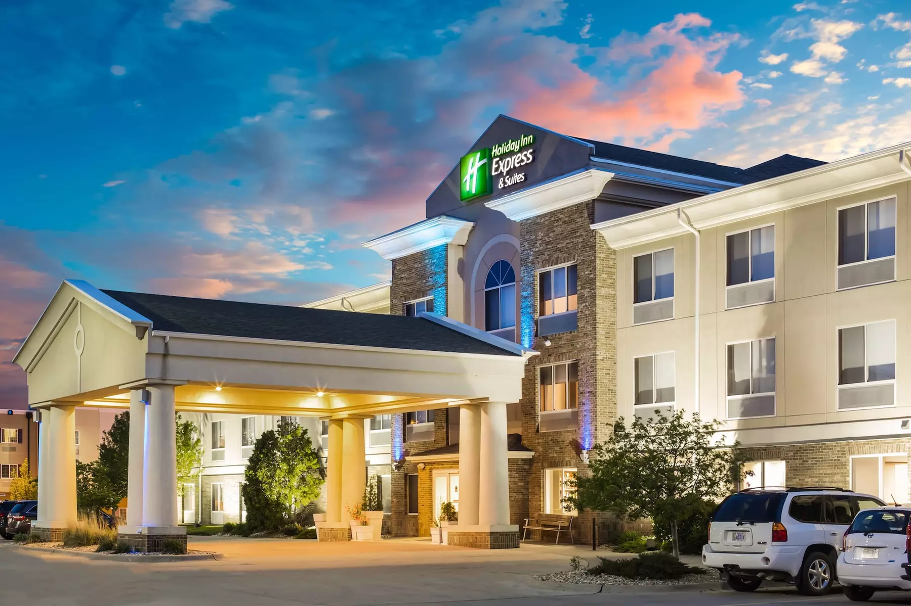 Holiday Inn Express & Suites Bellevue by IHG - Primary Image