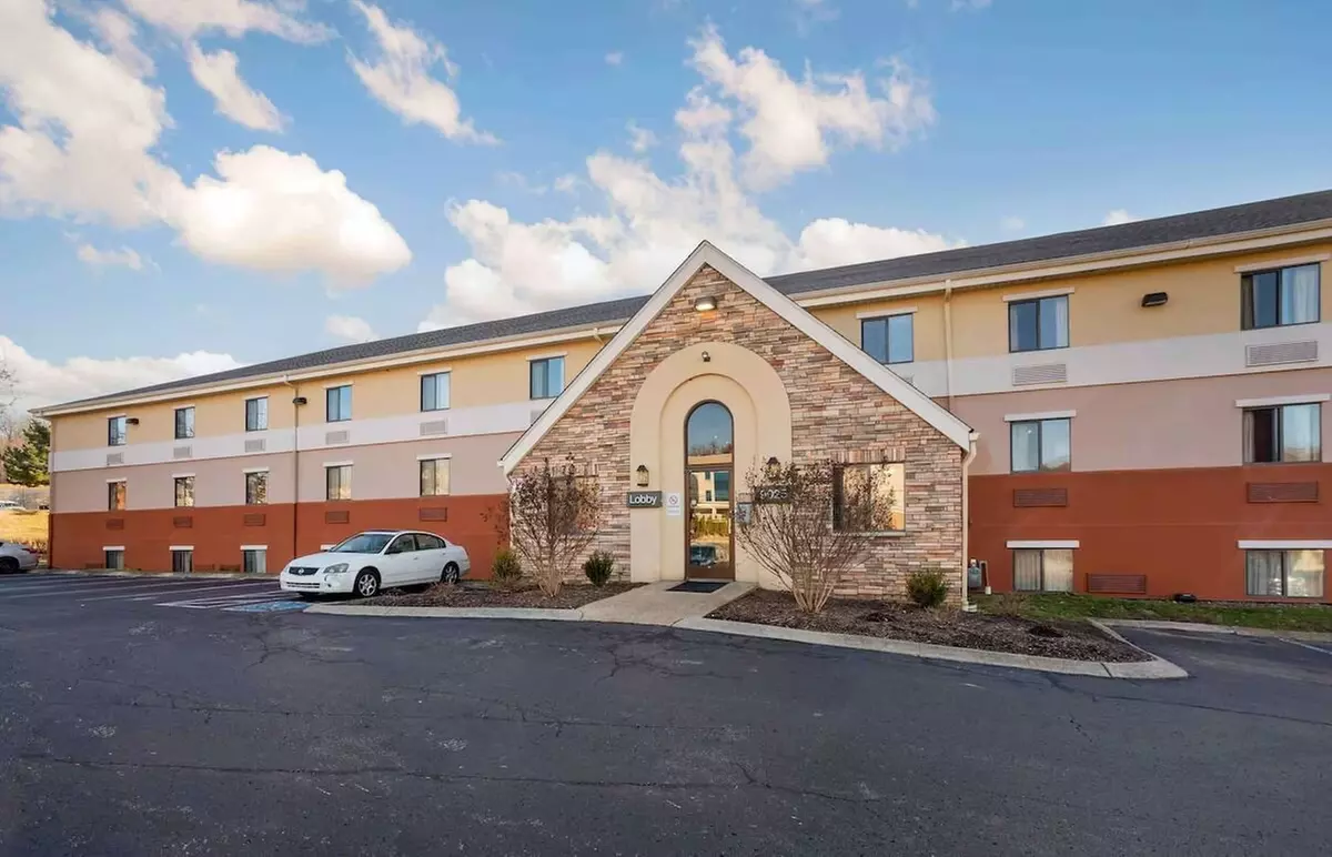 Suburban Studios Brentwood – Nashville - Primary Image