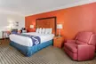 La Quinta Inn by Wyndham Chicago O'Hare Airport - Second Medium