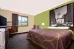 Super 8 by Wyndham Muncie/Ball St. College Area - Second Medium