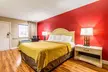 Econo Lodge - Second Medium