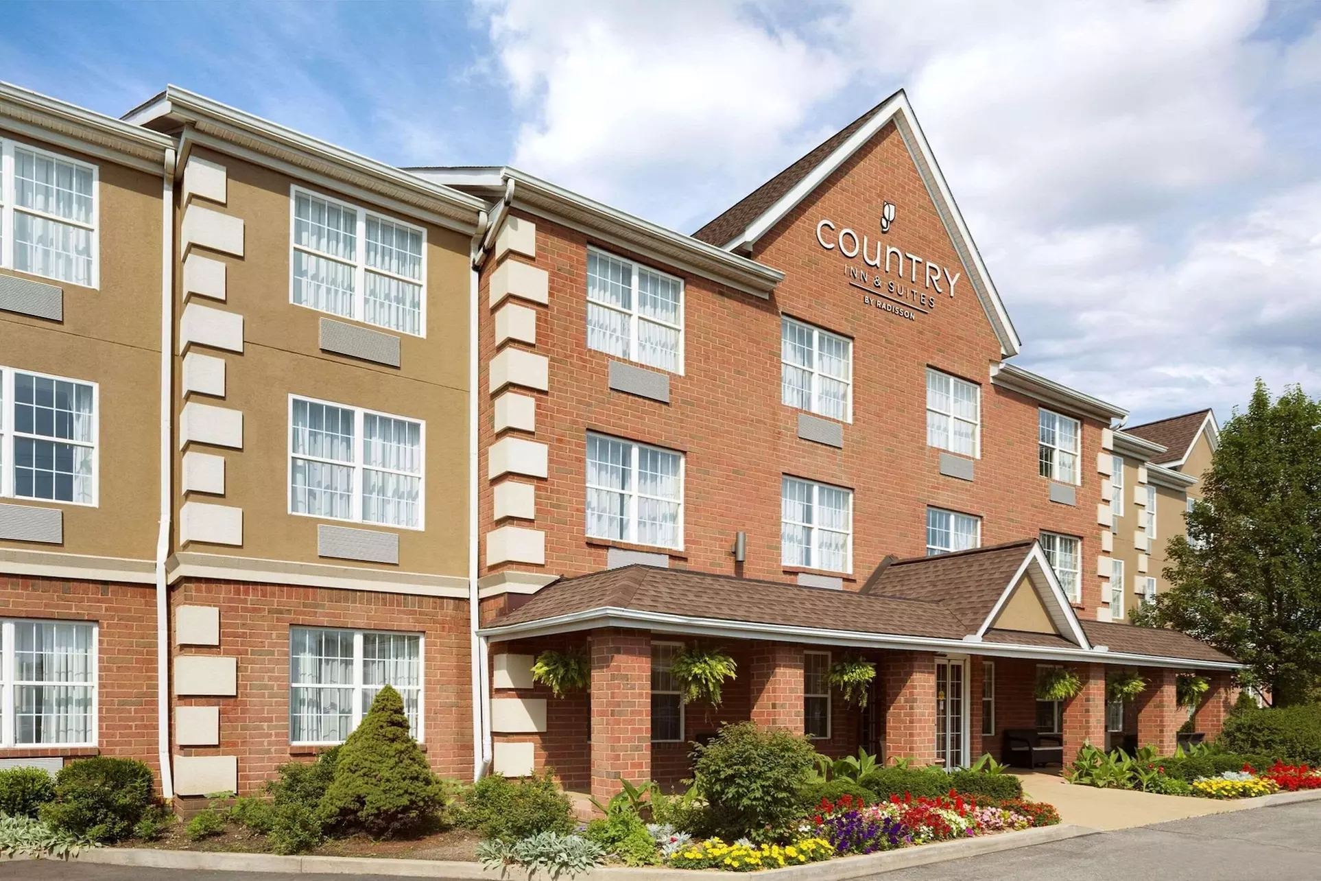 Country Inn & Suites by Radisson, Macedonia, OH - Primary Image