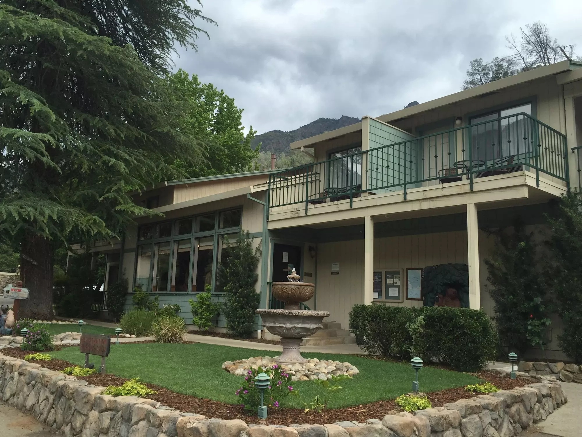 Cedar Lodge - Primary Image