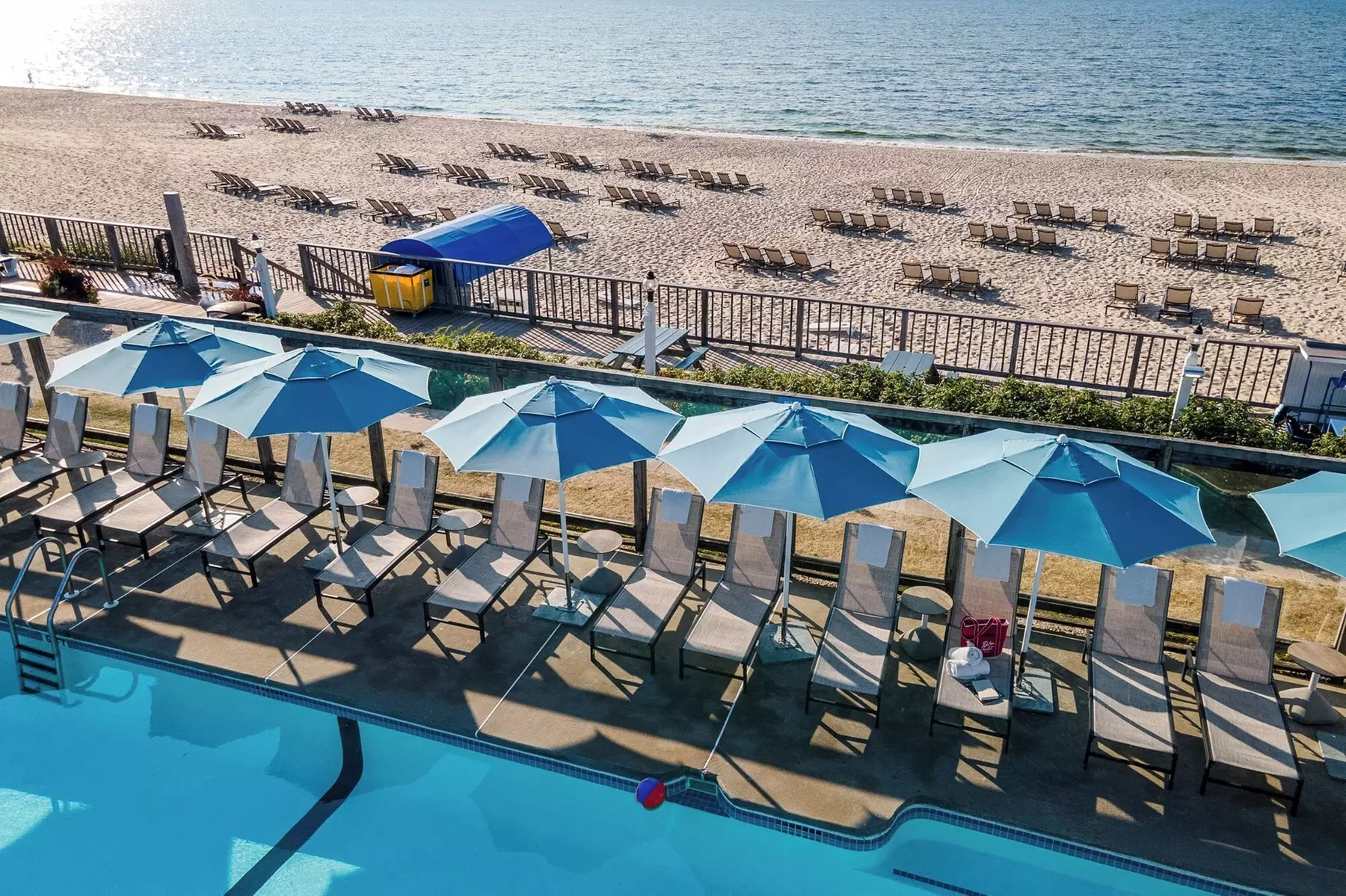 Blue Water Resort - Primary Image