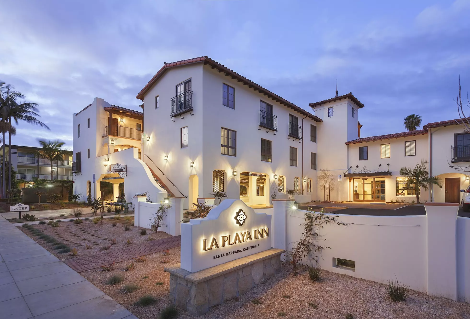 La Playa Inn - Primary Image
