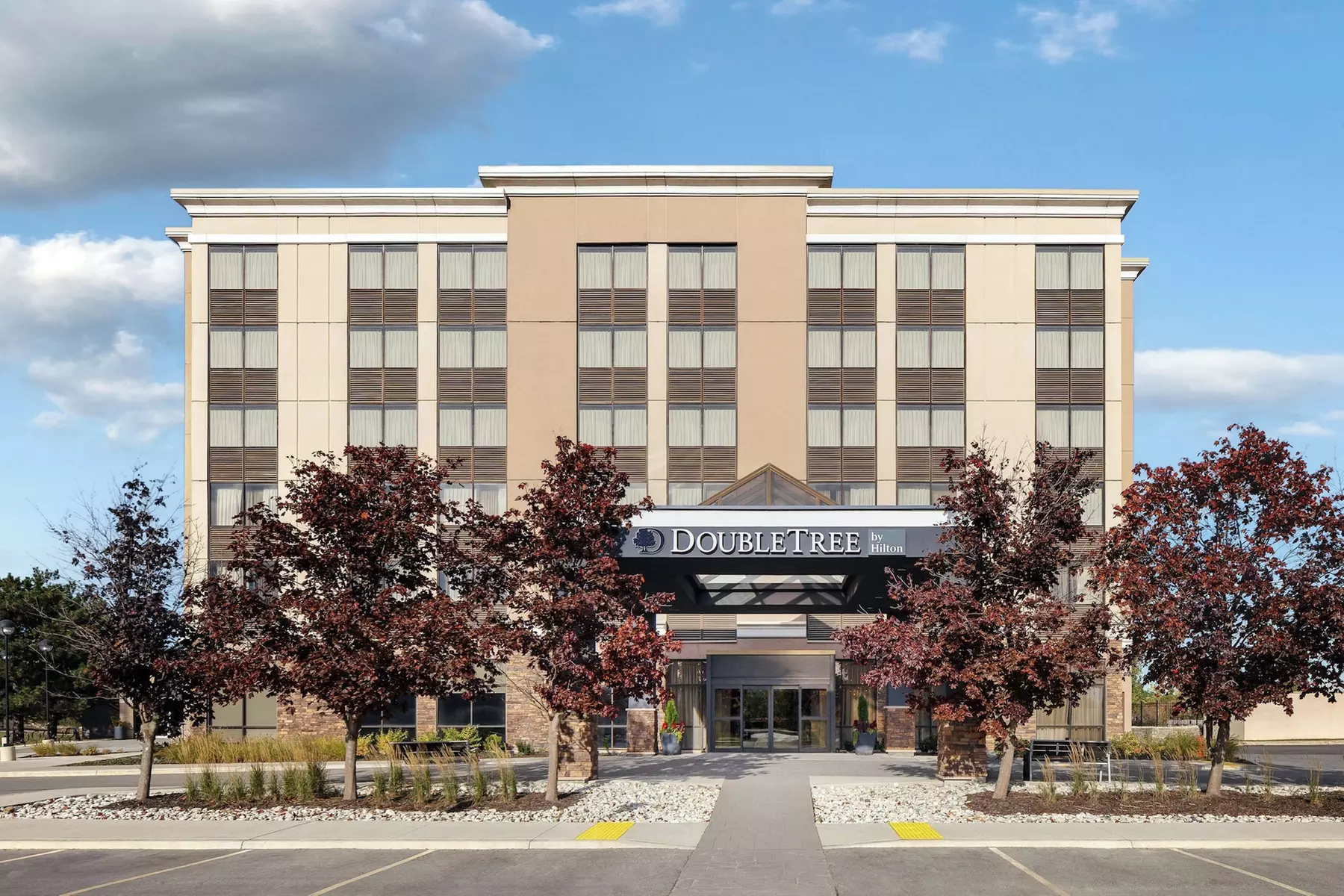 DoubleTree by Hilton Kitchener - Primary Image