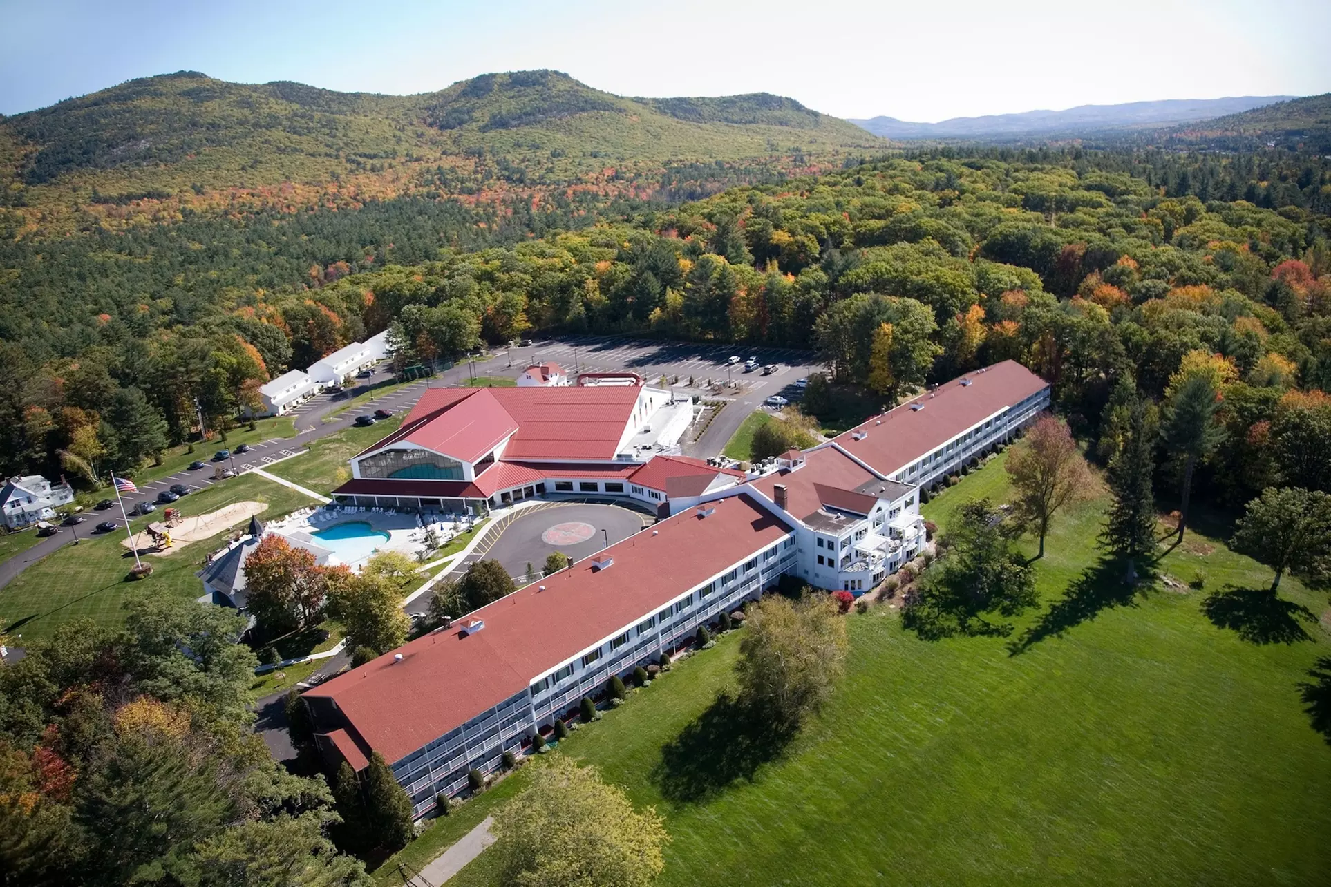 Red Jacket Mountain View and Indoor Water Park - Primary Image