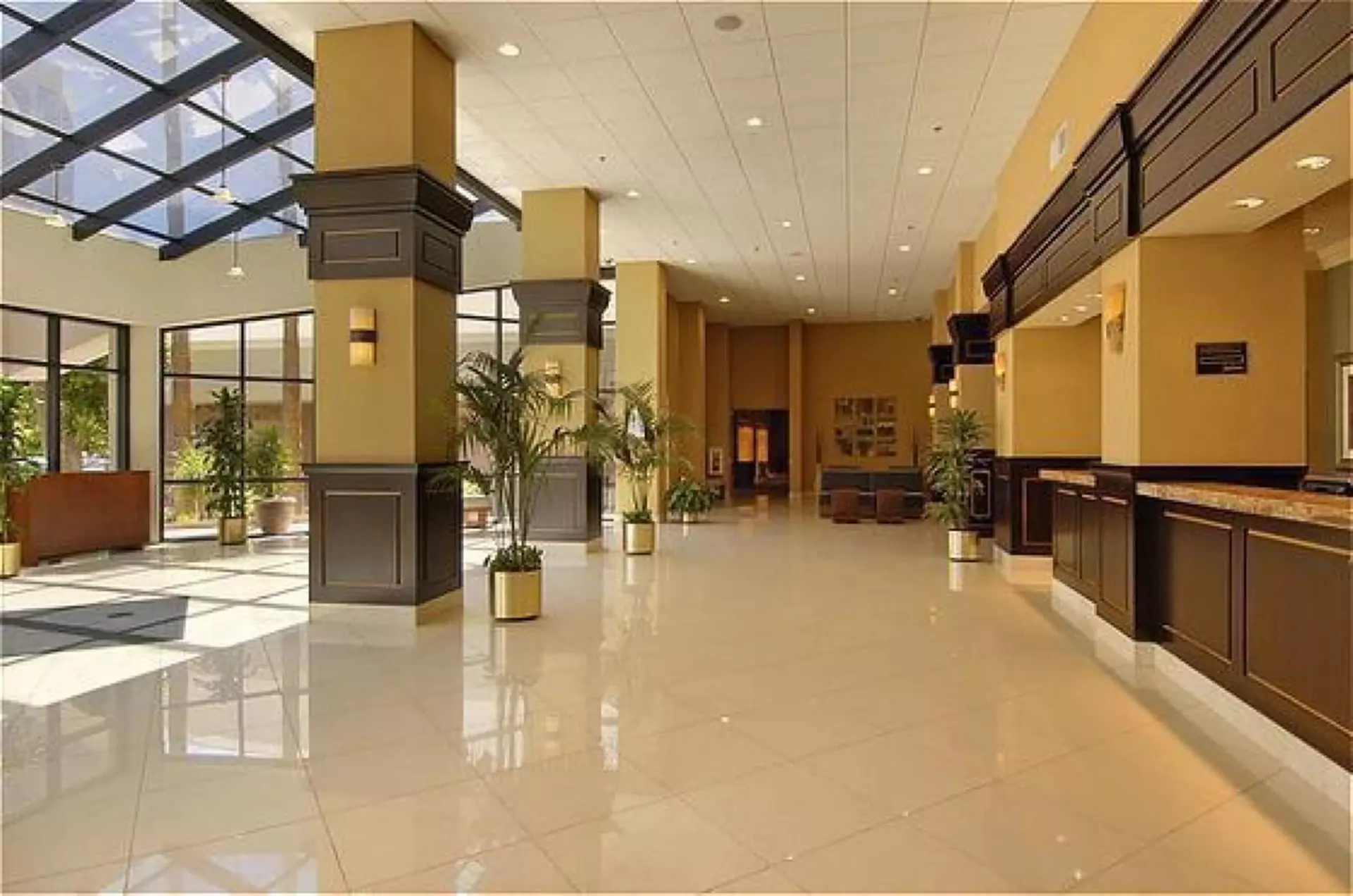 Midtown Garden Phoenix Hotel - Primary Image