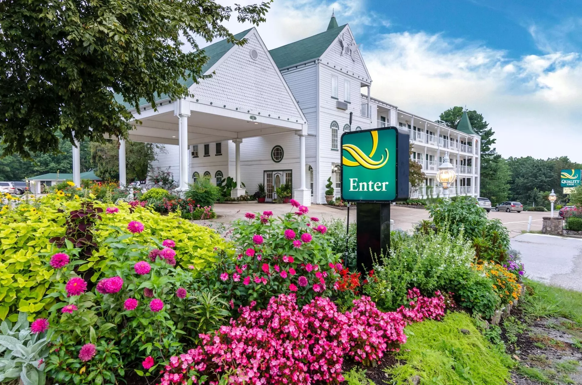 Quality Inn Eureka Springs South - Primary Image