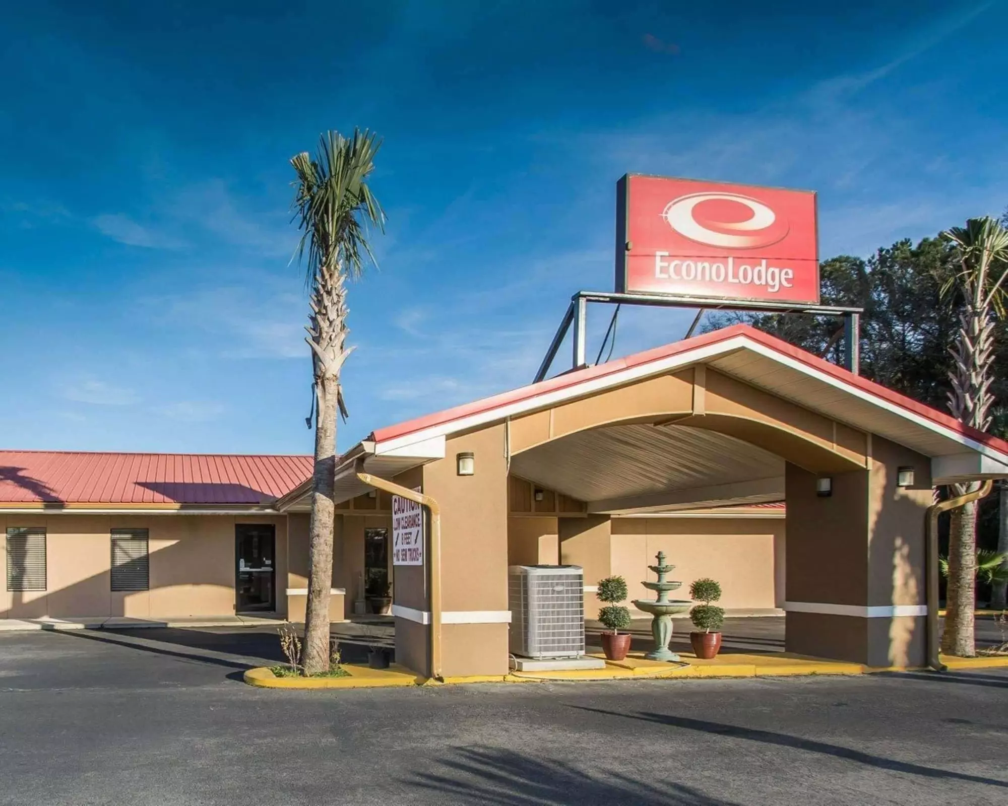 Econo Lodge Defuniak Springs I-10 - Primary Image