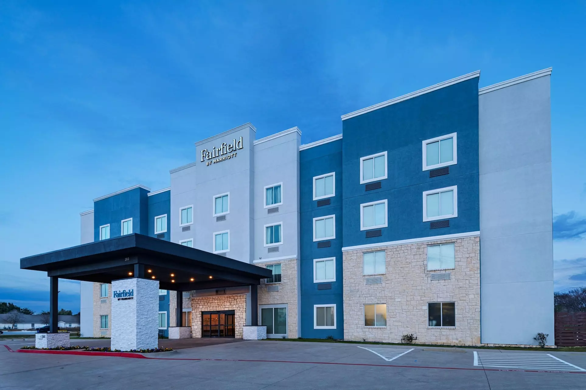 Fairfield Inn & Suites Hillsboro - Primary Image