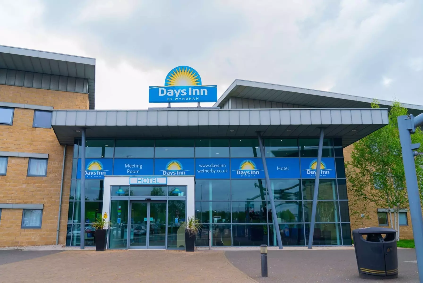 Days Inn by Wyndham Wetherby - Primary Image