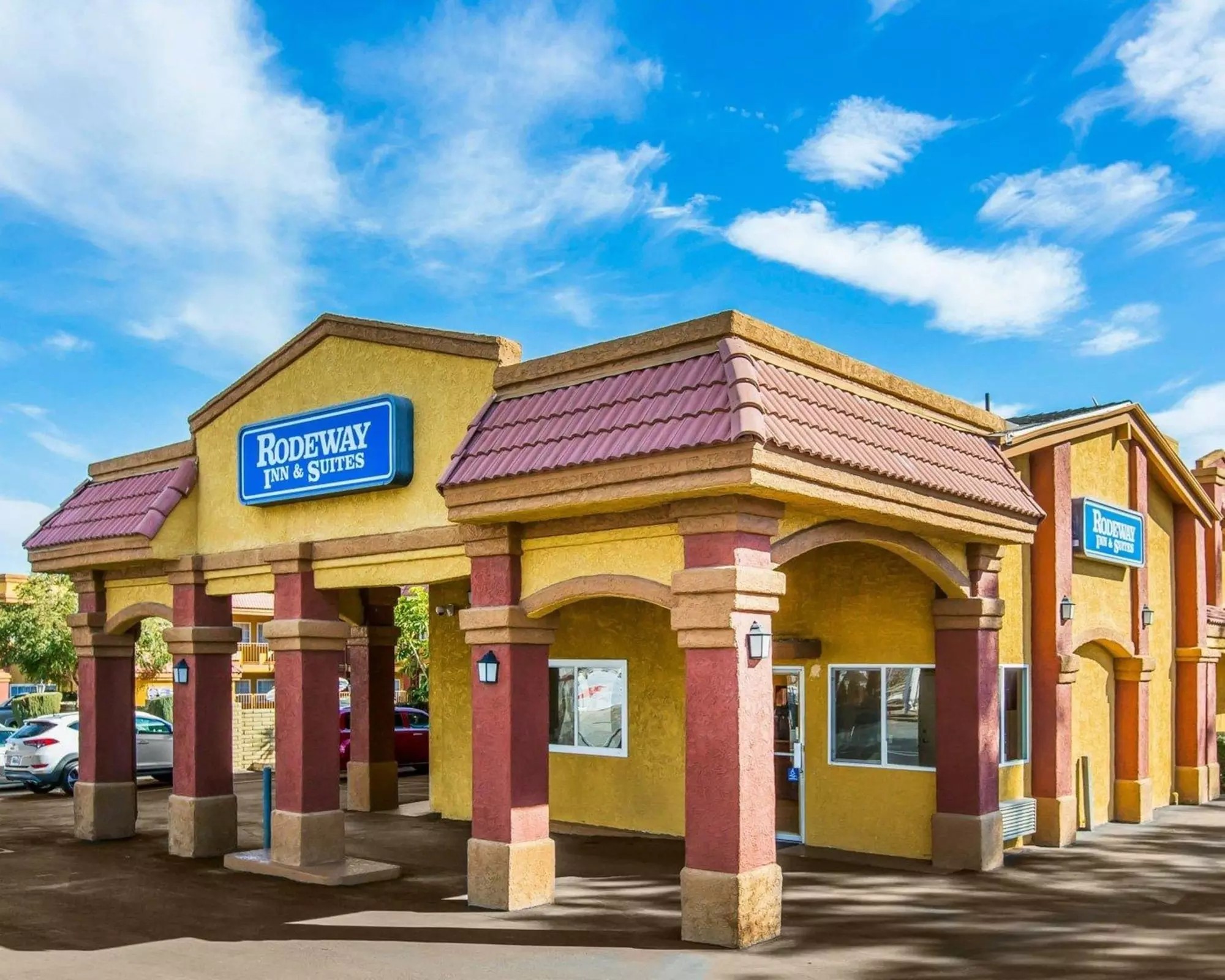 Rodeway Inn & Suites Corona - Primary Image