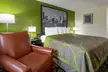 Super 8 by Wyndham Wooster - Second Medium