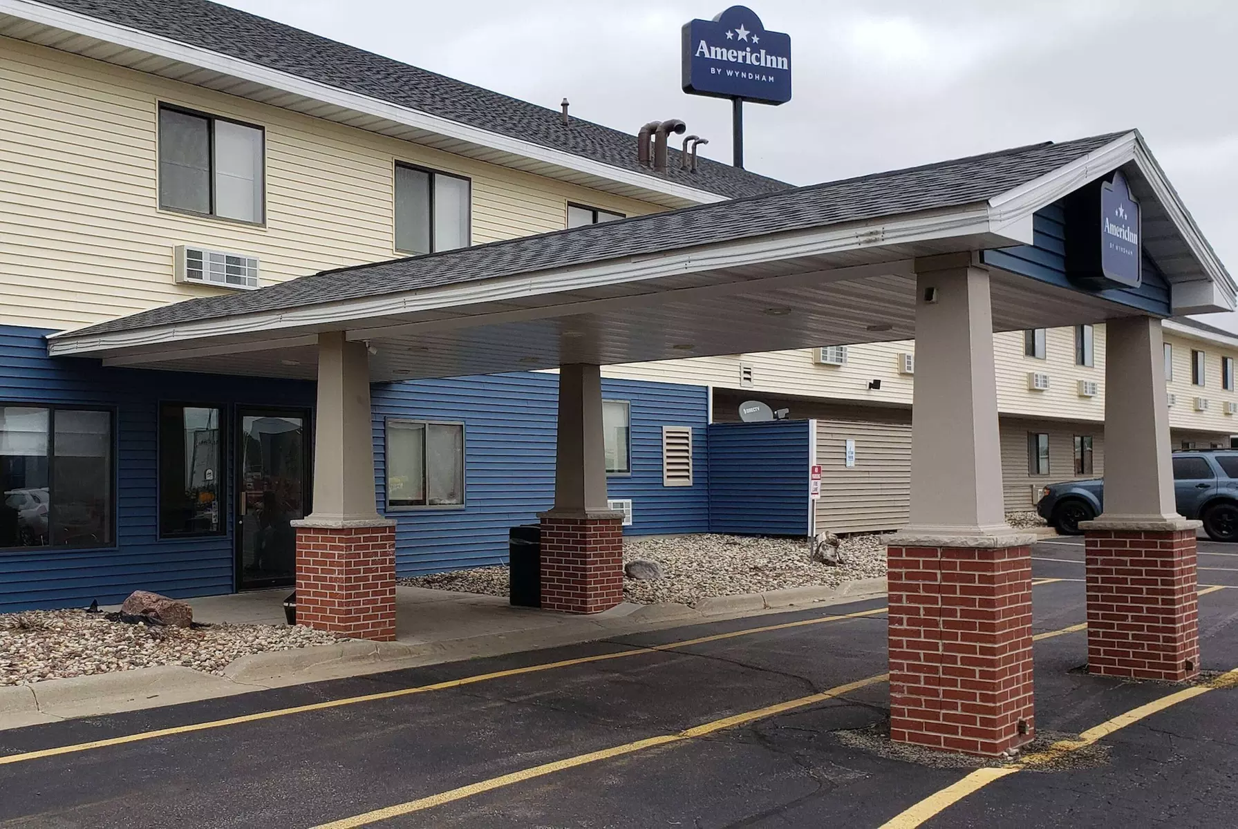 AmericInn by Wyndham Mauston - Primary Image