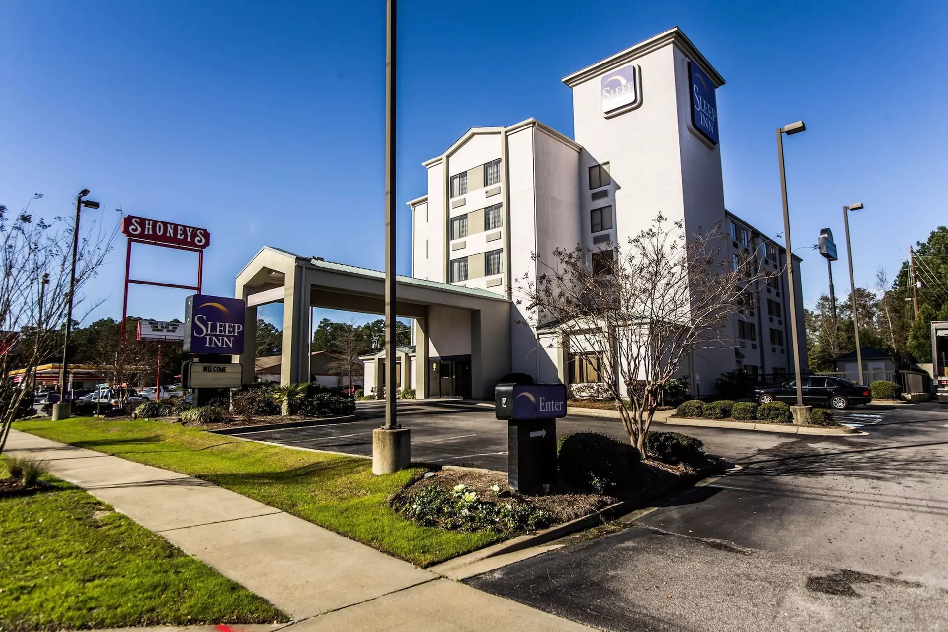 Sleep Inn Airport - Primary Image