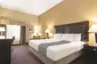 La Quinta Inn & Suites by Wyndham Houston New Caney - Second Medium