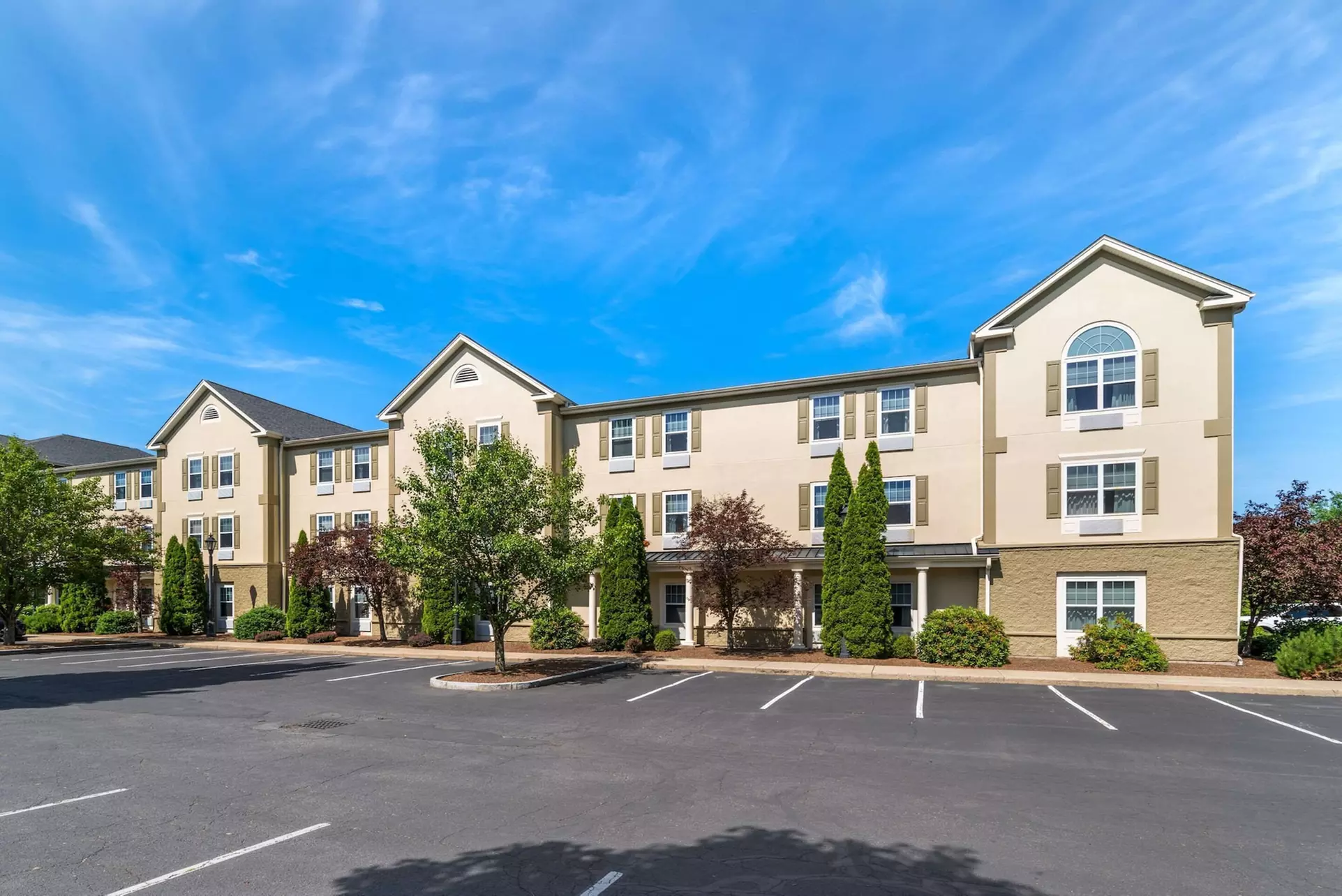 Comfort Inn & Suites - Primary Image