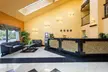 Days Inn by Wyndham Hillsborough - Second Medium