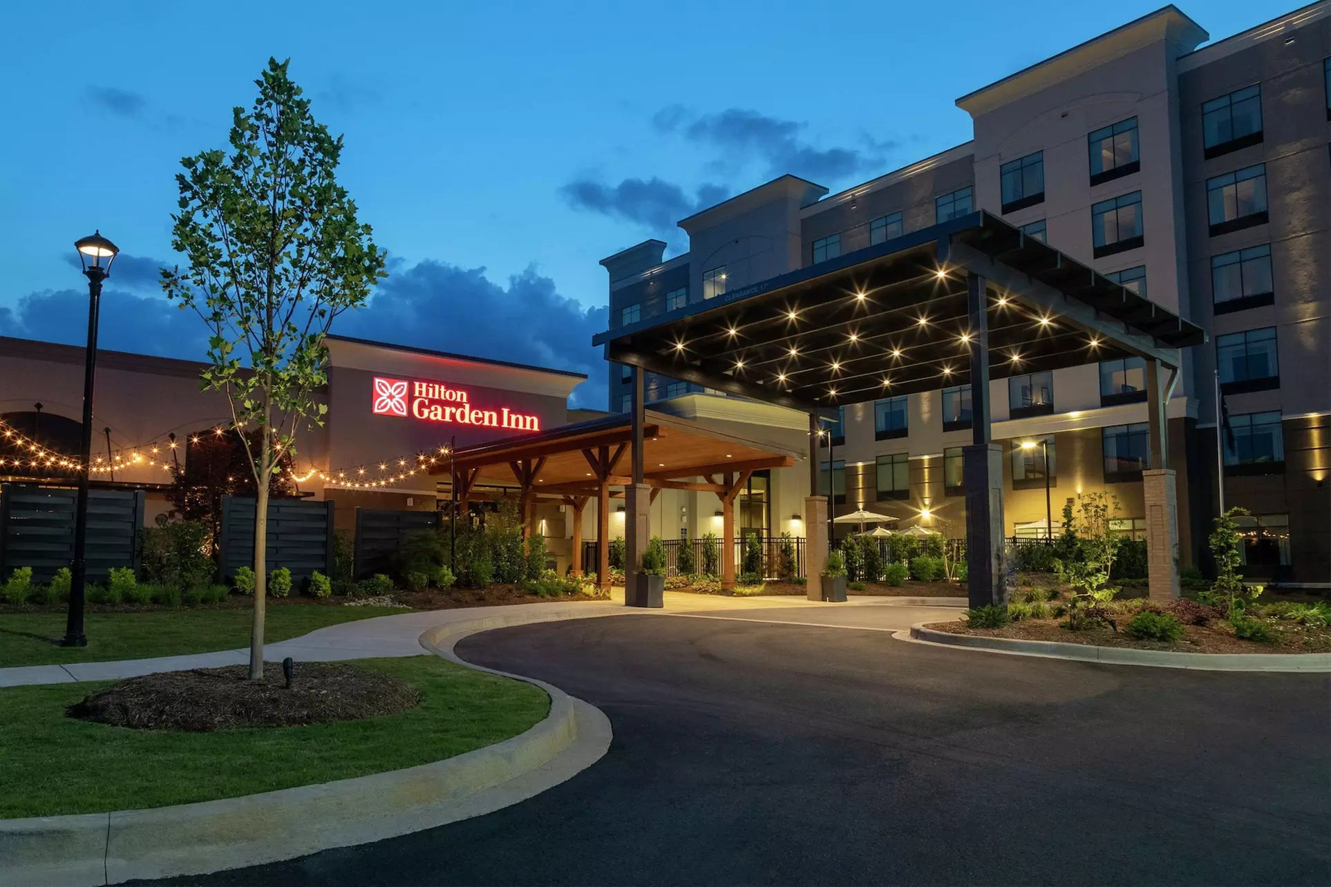 Hilton Garden Inn Spartanburg - Primary Image