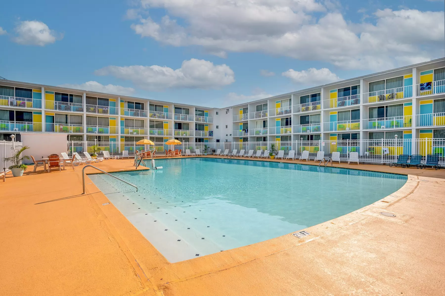 Kokomo Suites - Primary Image
